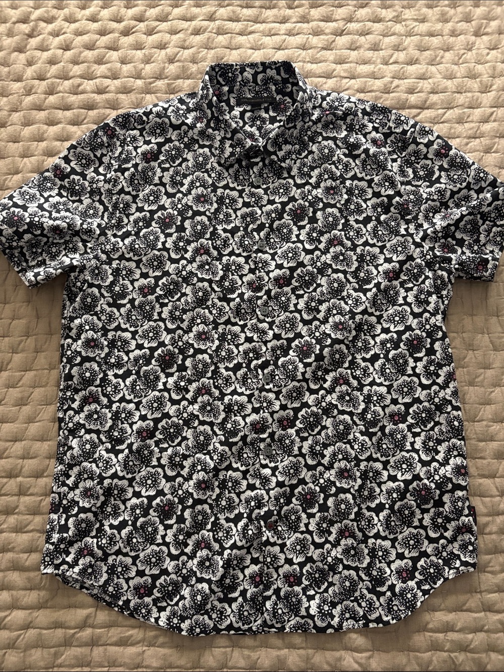 John Varvatos Black & White Floral Short-Sleeve Button-Up Shirt